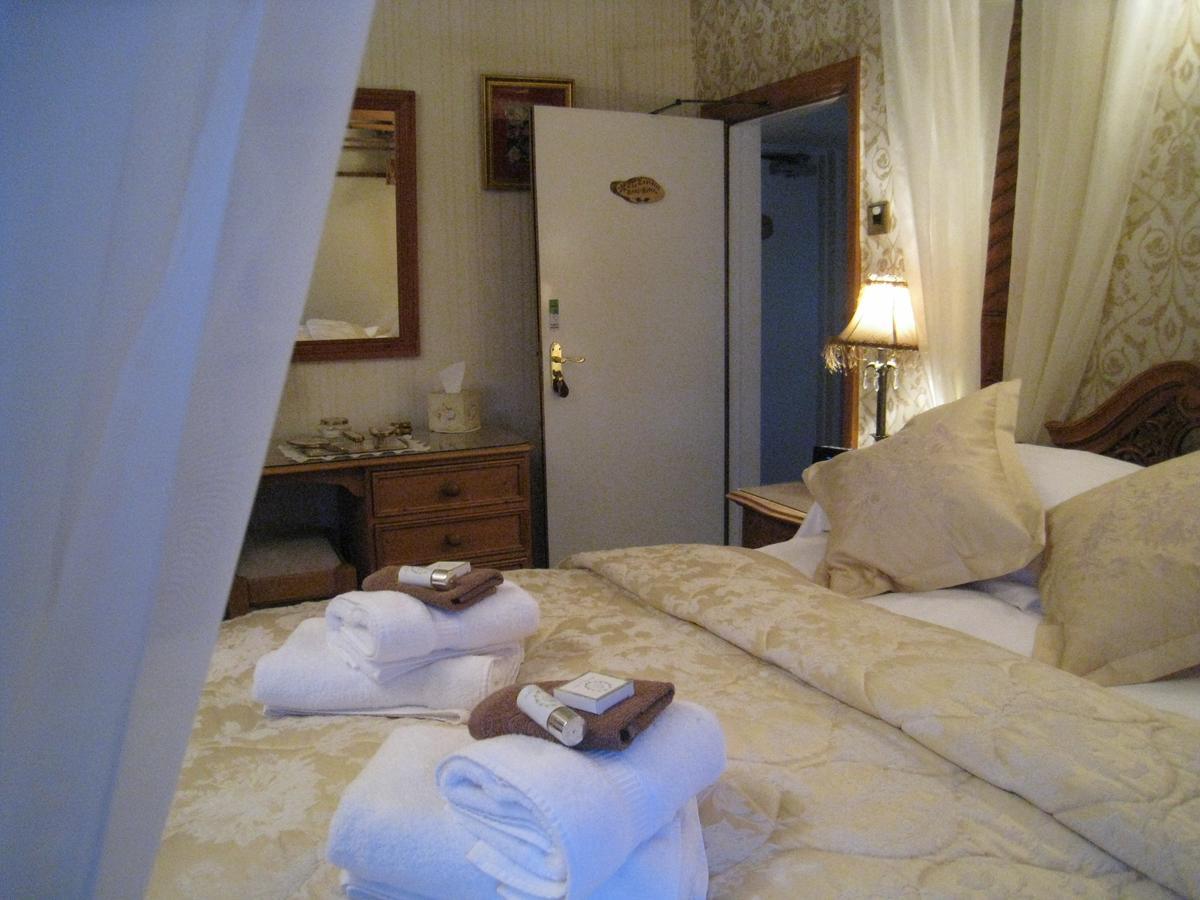 Rosebud Cottage Guest House Haworth Esterno foto